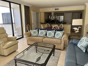 Smart TV, DVD player, books - Beachfront 3B/3B Fully Renovated Condo on Private Beach w/Heated Pool (Fort Myers)