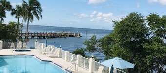 Beachfront 3B/3B Fully Renovated Condo on Private Beach w/Heated Pool