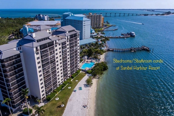 Renovated 3 bedroom /3 bathroom condo at Sanibel Harbour Resort