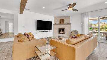 Smart TV, fireplace, foosball, stereo