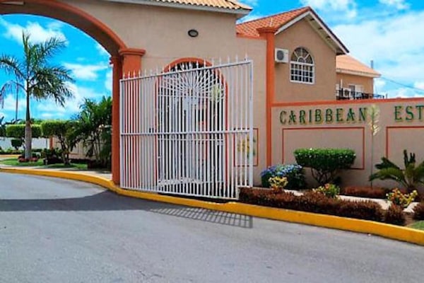 Entrance to property