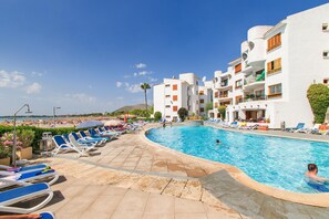 Pool - CARABELA BEACH for 4 with pool 10 m from the beach (Alcúdia)