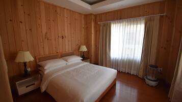 Chambre Deluxe | Lits pliants/supplémentaires, Wi-Fi gratuit