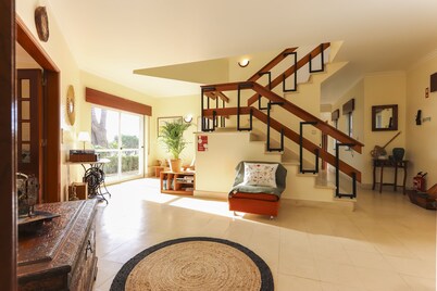 Sintra Classic Villa by Homing