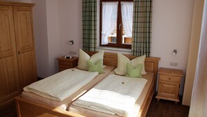 1 chambre, accès Internet, draps fournis