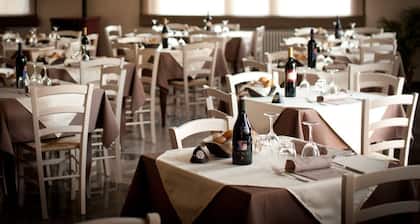 Al Borgo - Trattoria con Alloggio