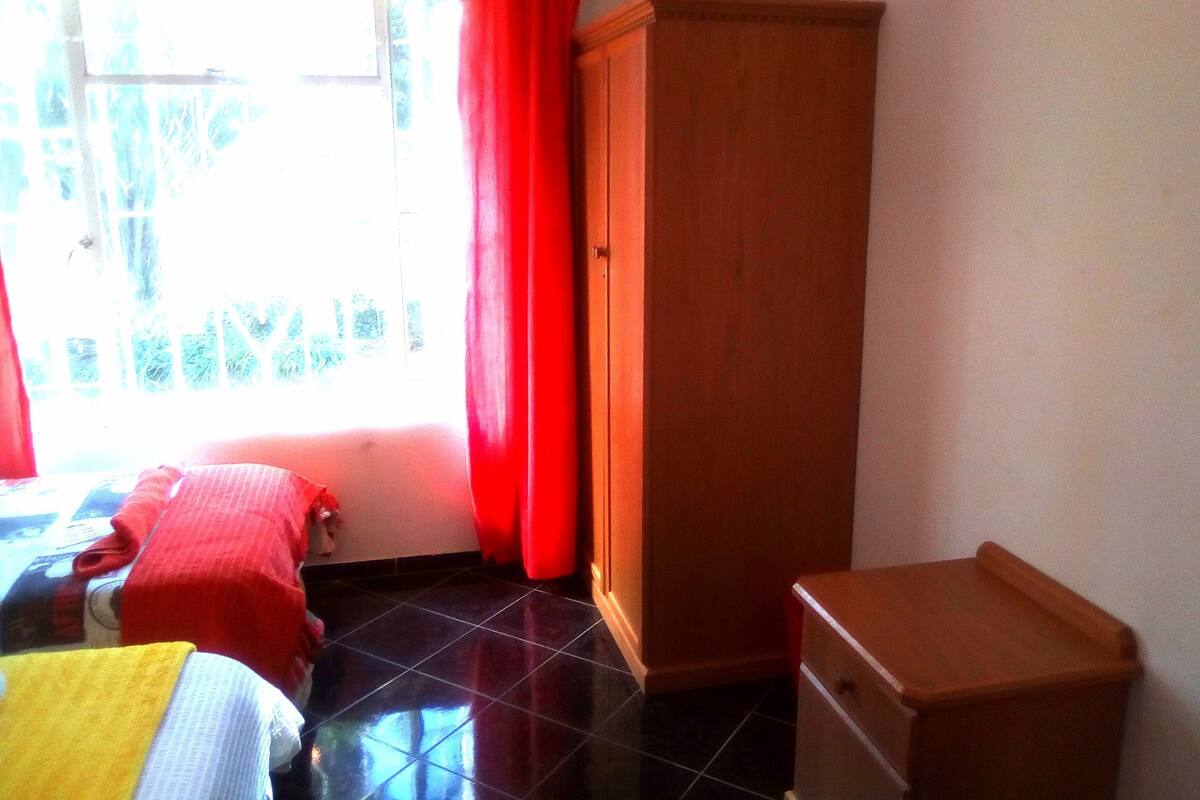 Standard-Dreibettzimmer, 3 Einzelbetten, Nichtraucher | Ausblick vom Zimmer
