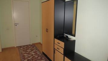 Minibar, in-room safe, desk, soundproofing