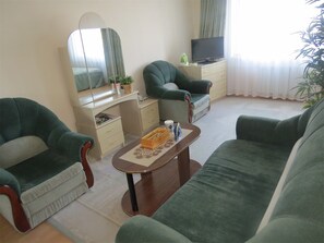 Superior Studio | Minibar, in-room safe, desk, soundproofing - Hotel Impuls (Surgut)