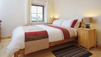 3 dormitorios, wifi gratis, ropa de cama