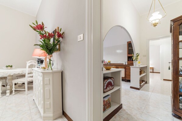 Interior - Patricia's Termini Apartment (Roma)