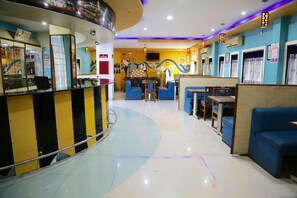 Desayuno a la carta (INR 200 por persona)