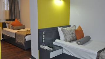 Habitación triple Elite | 1 habitación, cortinas blackout, insonorización y wifi gratis