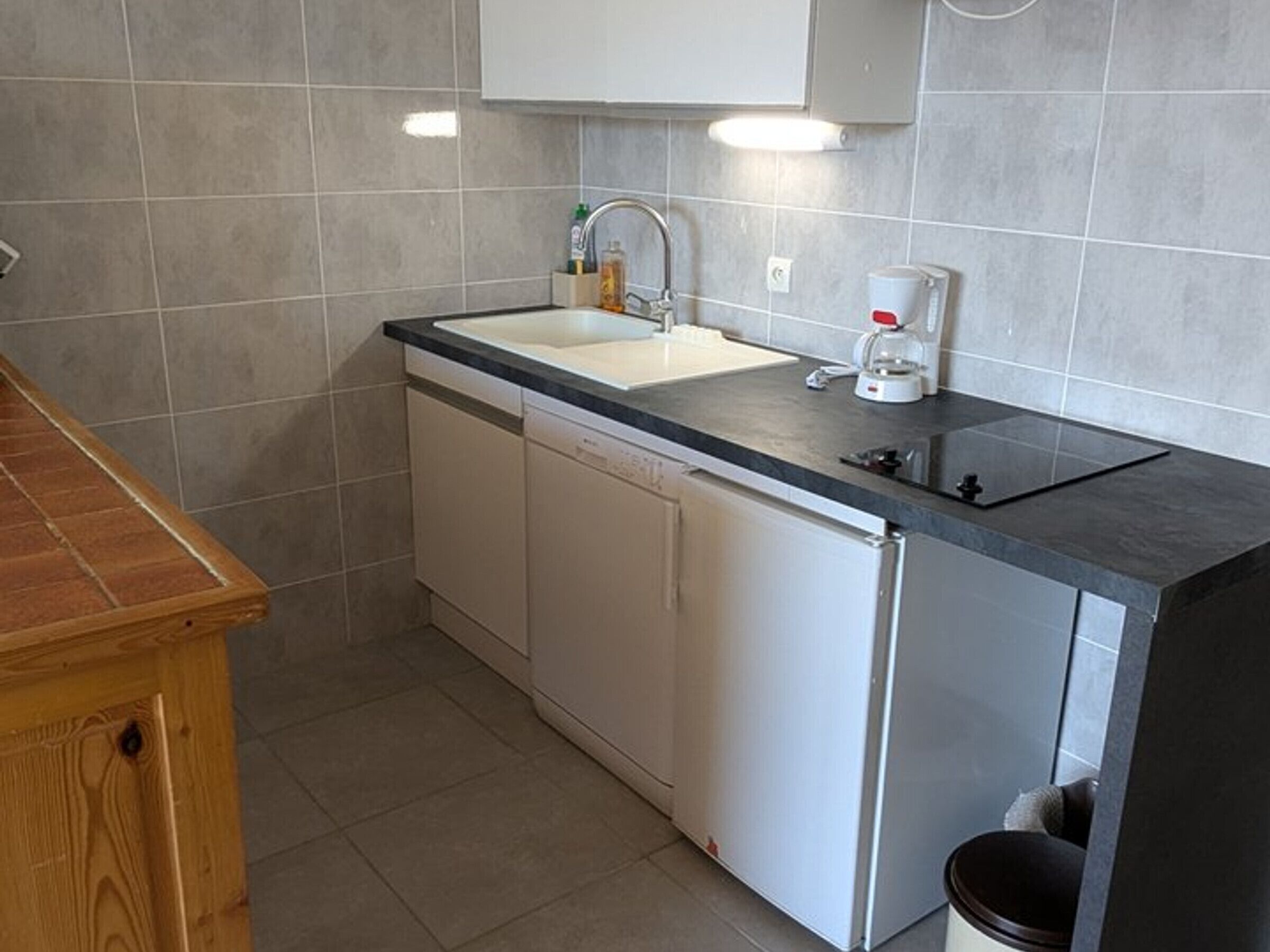 Microwave, oven, dishwasher