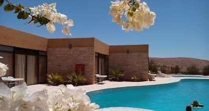 Bungalowit Aqaba Golf Punaisellamerellä