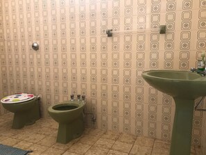 Shared Dormitory, Multiple Beds, Non Smoking (8 People) | Bathroom