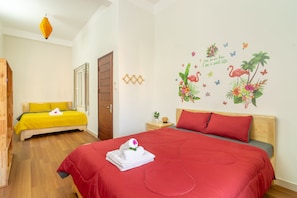 4 chambres, coffres-forts dans les chambres, fer et planche à repasser