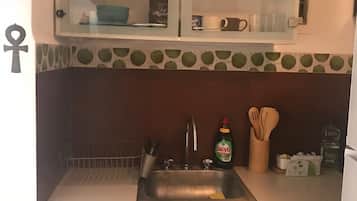 Fridge, microwave, coffee/tea maker, electric kettle