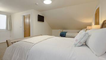 4 chambres, Wi-Fi gratuit, draps fournis