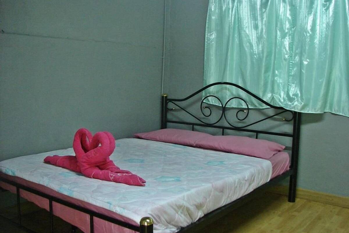 Single Room with Private Bathroom | Wifi gratis