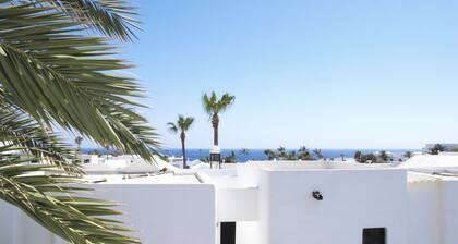 Appartement à l'étage avec Wifi, Air Con et U. K. Télévision à Puerto Del Carmen