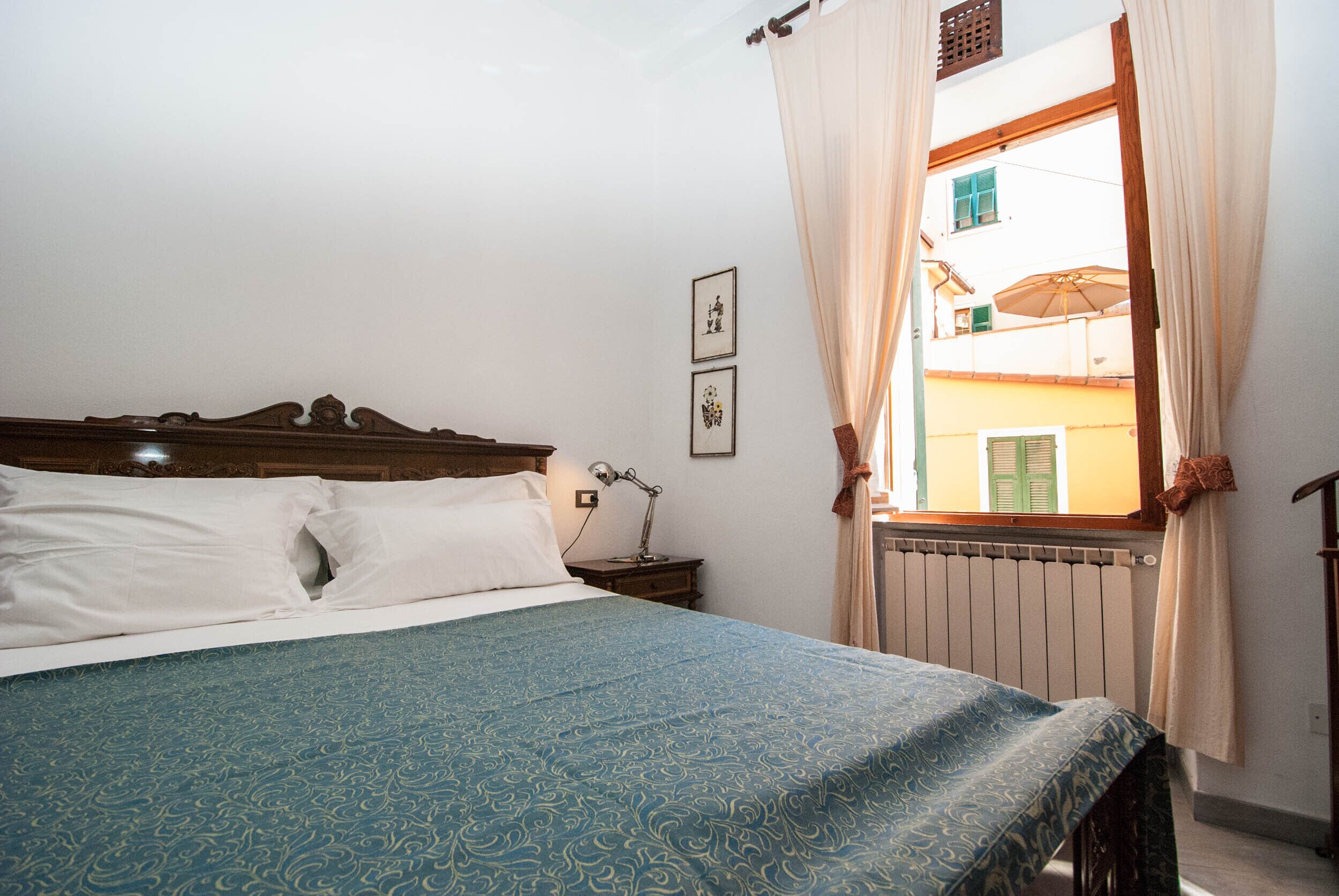 3 chambres, fer et planche à repasser, Wi-Fi, draps fournis