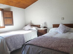 2 bedrooms, iron/ironing board