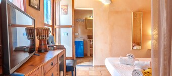 KASHMIR Finca for 3 with pool in Artá