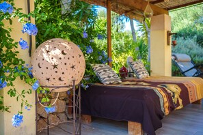 2 makuuhuonetta, silitysrauta/-lauta, ilmainen Wi-Fi, vuodevaatteet