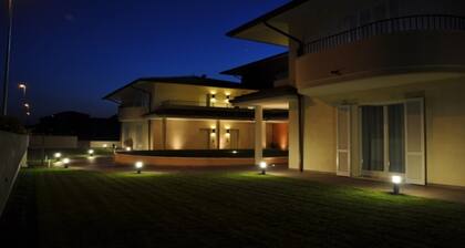 Dante Residence Apartment 1