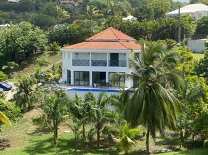 Front of property - Villa Clémence (Le Francois)