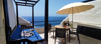 Détendez-vous en premiÚre ligne sur la mer avec une vue magnifique!