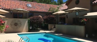 COZY GUEST HOUSE ON HISTORIC CAPITOL HILL