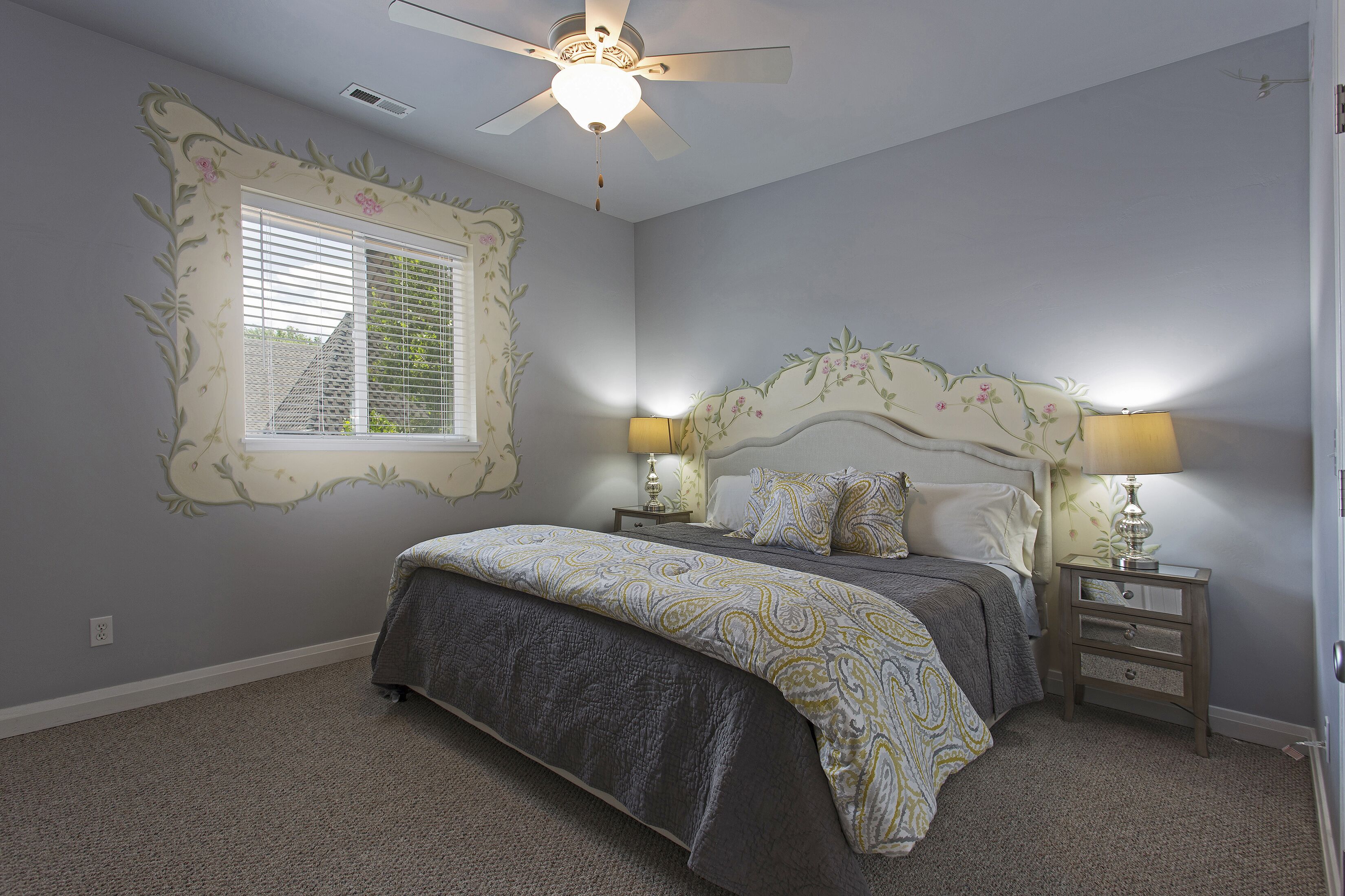centrally located condo unit best suited for groups