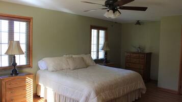 4 chambres, bureau, fer et planche à repasser, Wi-Fi