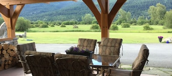 Luxury & Dog Friendly