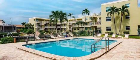 Outdoor pool, a heated pool