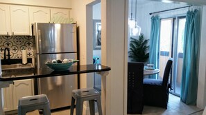 Fridge, microwave, oven, stovetop - SEAVIEW at HONEYMOON ISLAND, WATER VIEWS, ON THE HONEYMOON ISLAND CAUSEWAY (Dunedin)