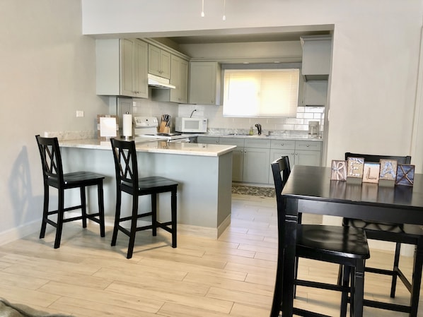 Ocean View, 2 Bedroom Apartment, Non Smoking - A  | Private kitchen