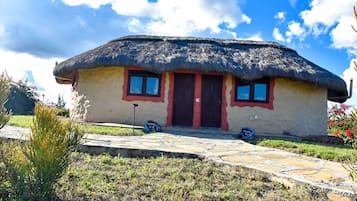 Casa de campo Deluxe, para no fumadores, vista al valle | Decoración personalizada, escritorio y ropa de cama 