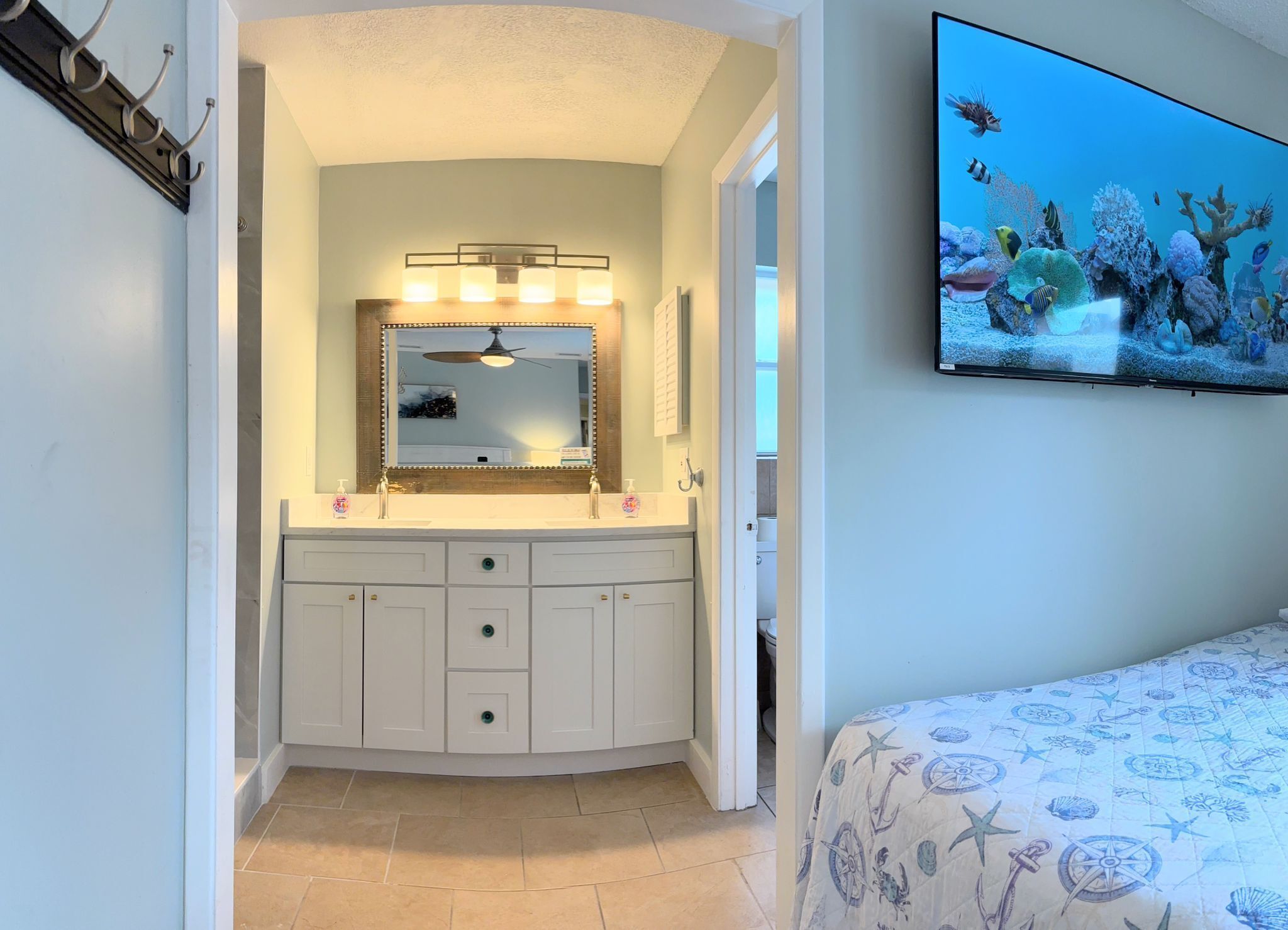 5 bedrooms, free WiFi, bed sheets