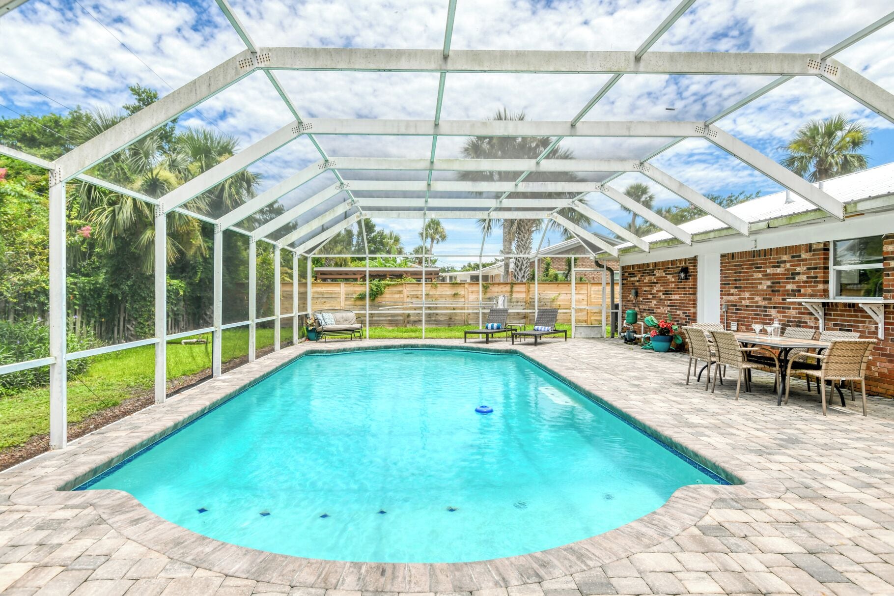 屋外プール、温水プール