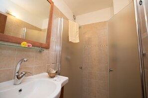 Business Apartment, 2 Bedrooms, Non Smoking | Premium bedding, desk, blackout drapes, soundproofing