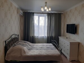 1 makuuhuone, työpöytä, silitysrauta/-lauta, ilmainen Wi-Fi