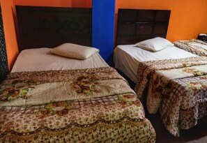 Kamar Triple | Brankas, setrika/meja setrika, dan Wi-Fi gratis