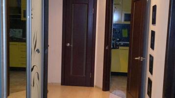 Basic-Zimmer, Nichtraucher, Stadtblick | Zimmerausstattung