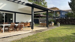Outdoor dining - Detached house 5 minutes walk from the beach (Moliets-et-Maa)