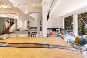 Dining - AMORE RENTALS -Villa Giove with Private Swimming Pool, Sea View, Jacuzzi and Breakfast, Near the Sea (Nerano)