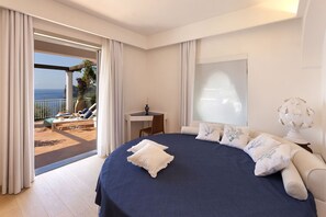 7 Schlafzimmer, Zimmersafe, Bügeleisen/Bügelbrett, Reisekinderbett