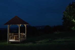Gazebo - Hotel Rohanov (Vacov)